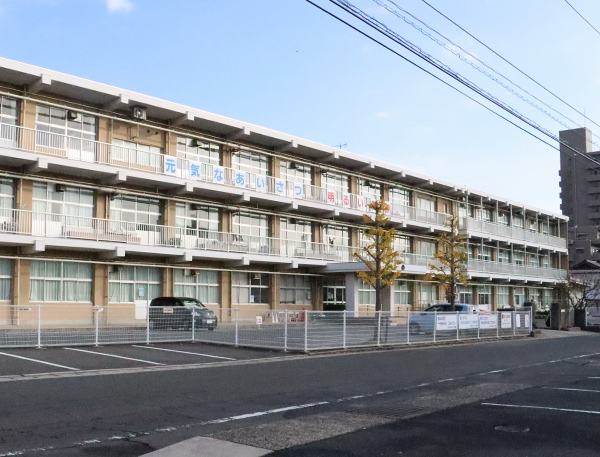 市立津田小學校