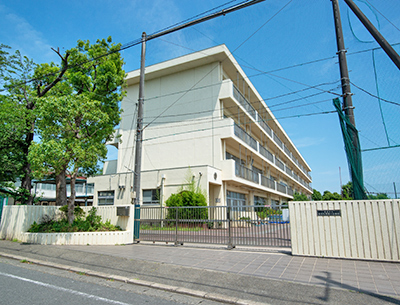 橫浜市立あざみ野第一小學校