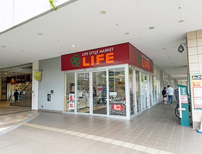 ライフ落合南長崎駅前店