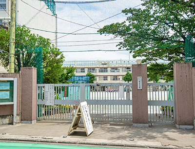 経堂小學校