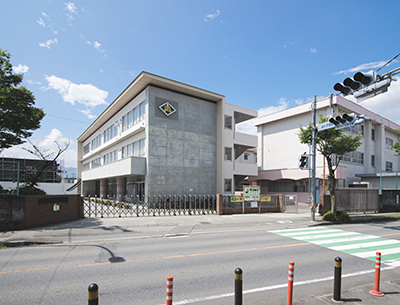 甲府市立山城小學(xué)校