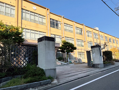 京都市立桃山中學校