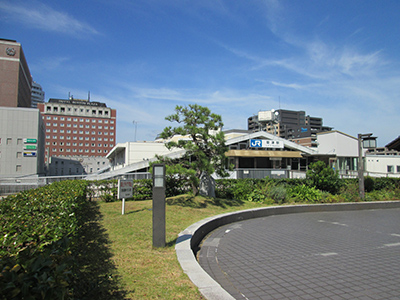 JR琵琶湖線「草津」駅