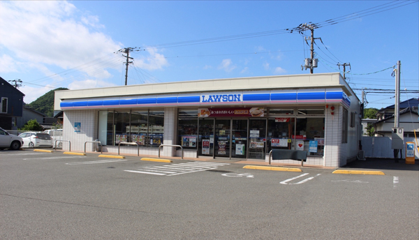 ローソン上八萬町店