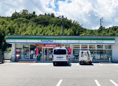ファミリーマート徳島しらさぎ臺店