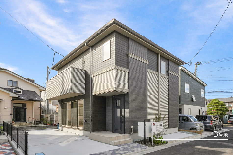 セキュレア南小泉2丁目 (分譲住宅)