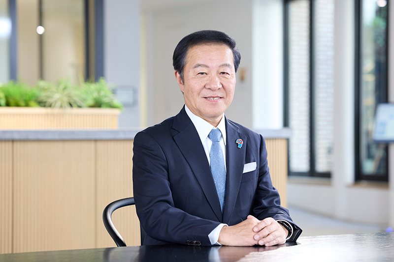 代表取締役社長/COO 大友 浩嗣