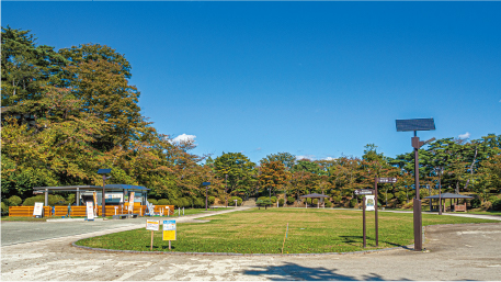 千秋公園 徒歩15分 (約1,130m)