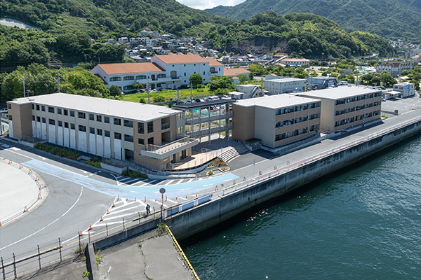 広島県呉市「天応大浜アパート」